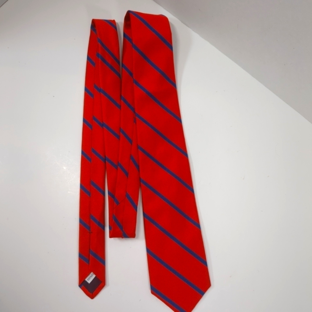 Gant Red and Blue Striped Men's Silk Tie